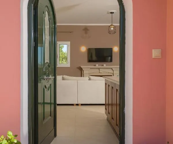 Melody Complex Nyaraló *