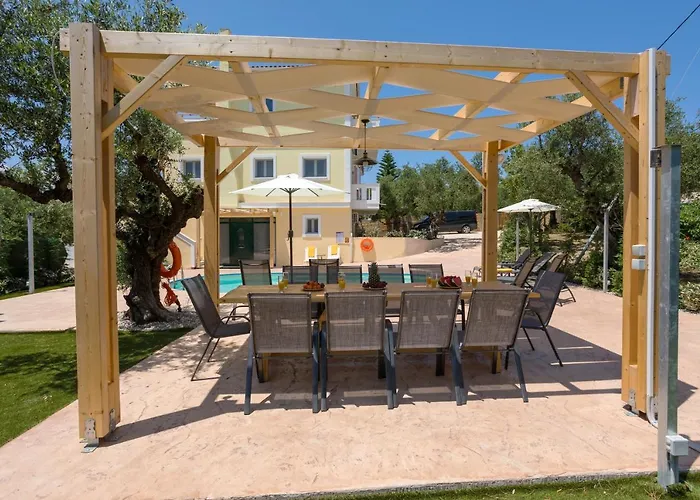 Melody Complex Nyaraló *